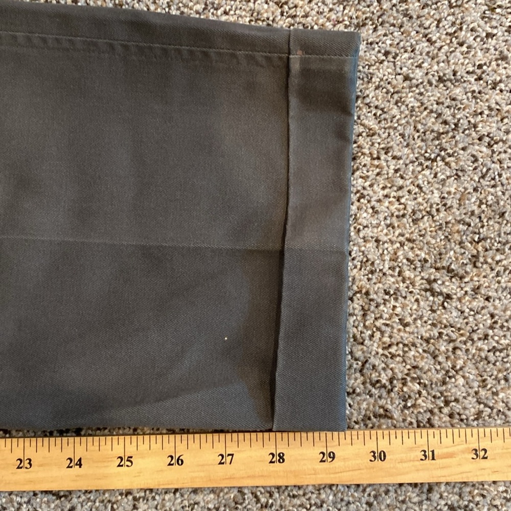 Men's Classic Gray Chinos Pants, Size 33X29 - Picture 6 of 6